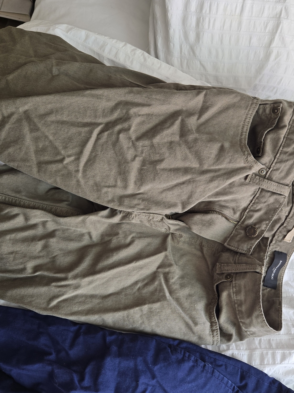 Banana Republic Factory Olive-Tone Chinos 29x32